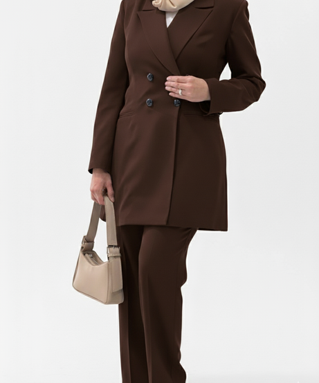 Rania Resmî Takımı (kahverengi)